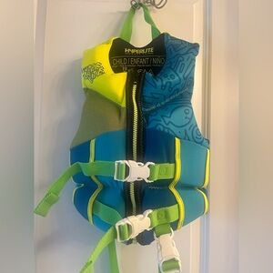 Hyperlite Child Life Jacket